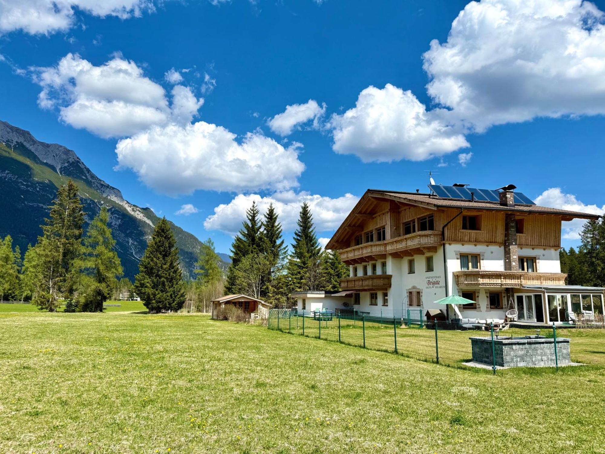 Apartmenthaus Brigitte Leutasch Exterior foto